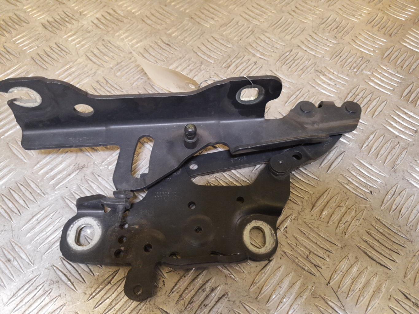 Charniere de capot BMW SERIE 4 F32 COUPE PHASE 1 Diesel - 1