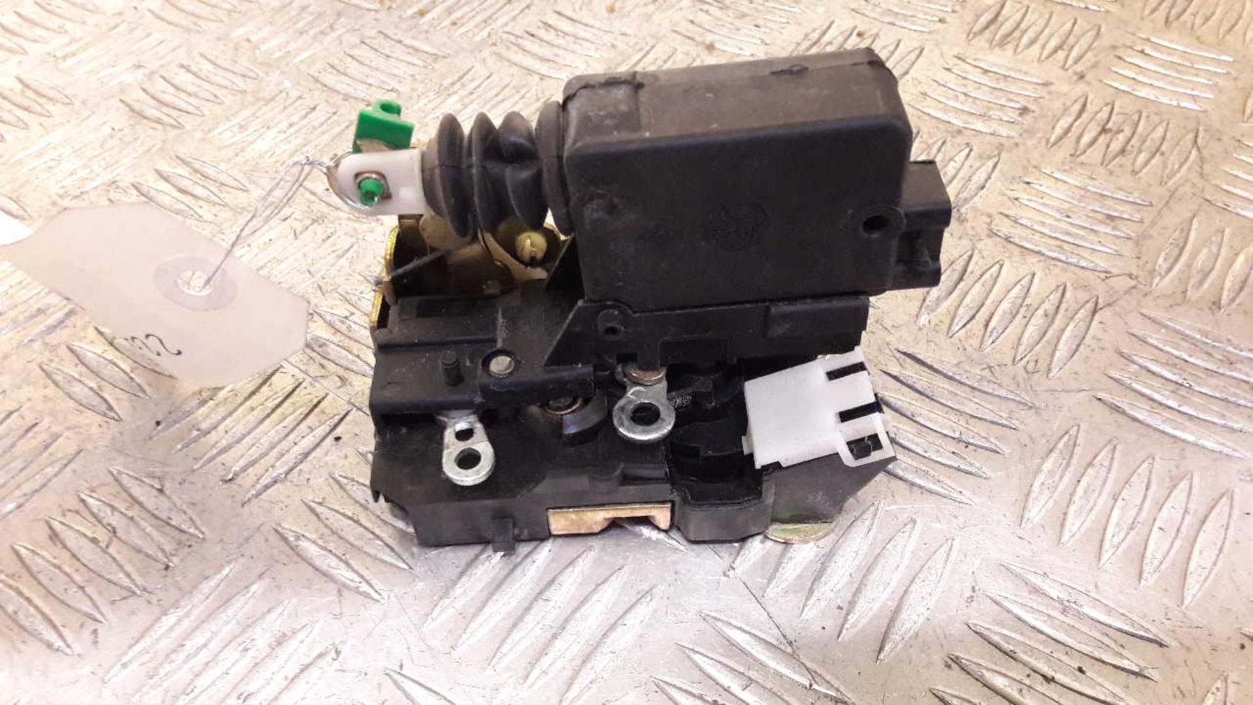 Serrure avant droit RENAULT CLIO 1 PHASE 1 Essence - 1