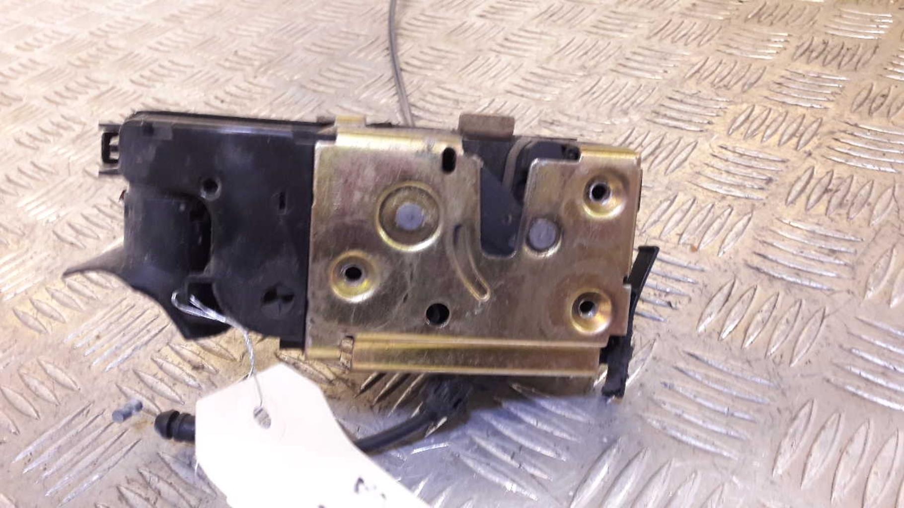 Serrure avant gauche RENAULT MEGANE 2 PHASE 1 Diesel - 1