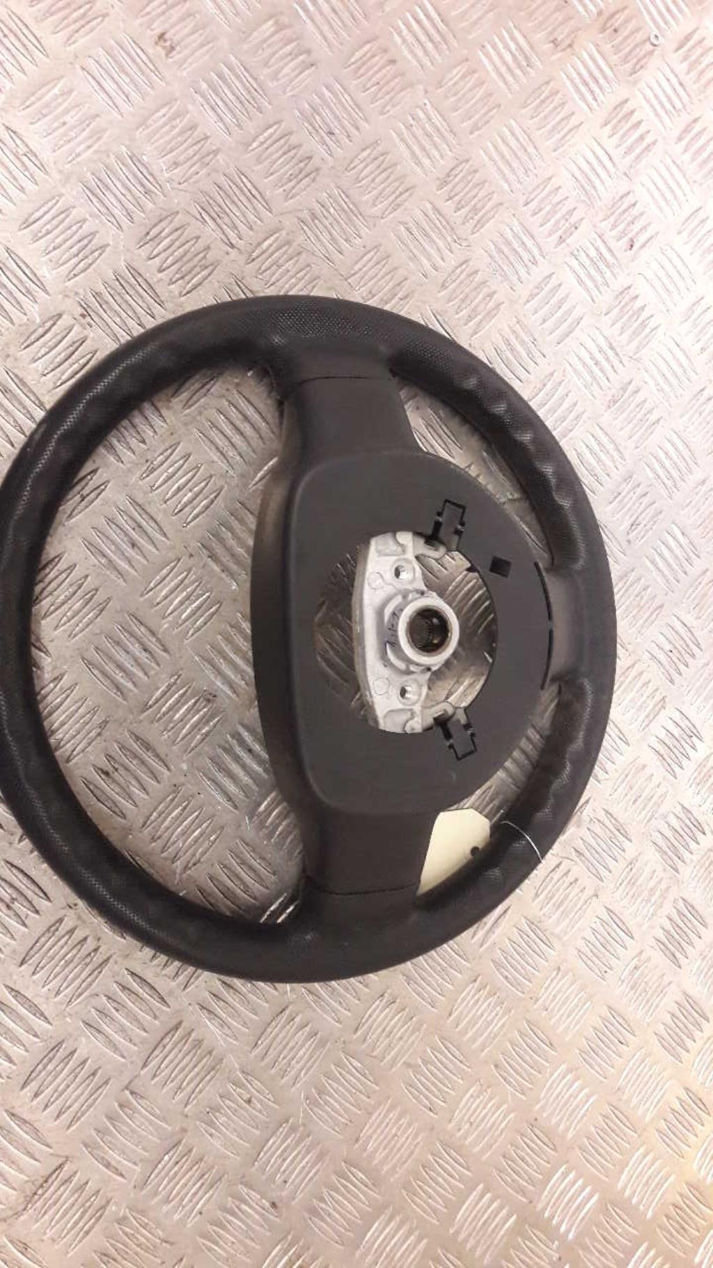Volant CITROEN C1 1 PHASE 2 Essence - 1