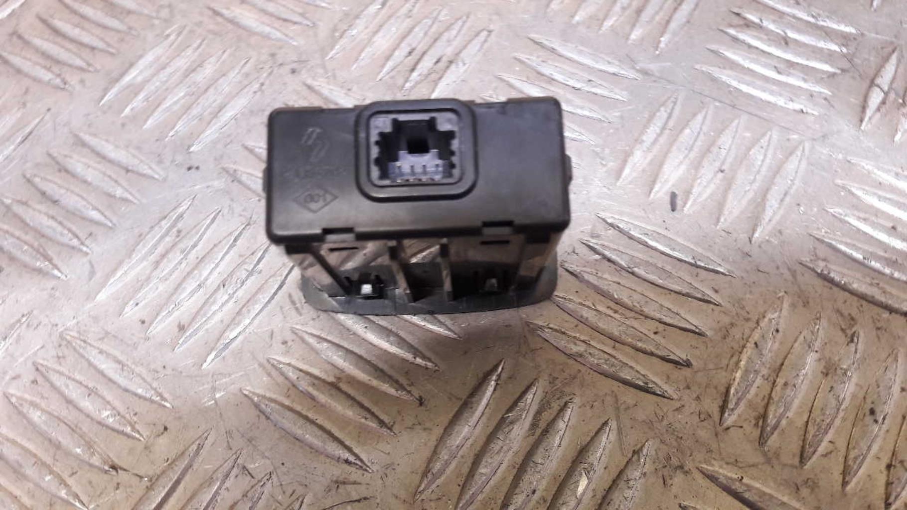 Amplificateur audio RENAULT SCENIC 3 PHASE 1 Diesel - 1