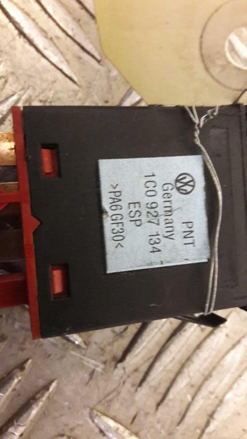 Bouton/Interrupteur VOLKSWAGEN NEW BEETLE 1 PHASE 1 Diesel - 1