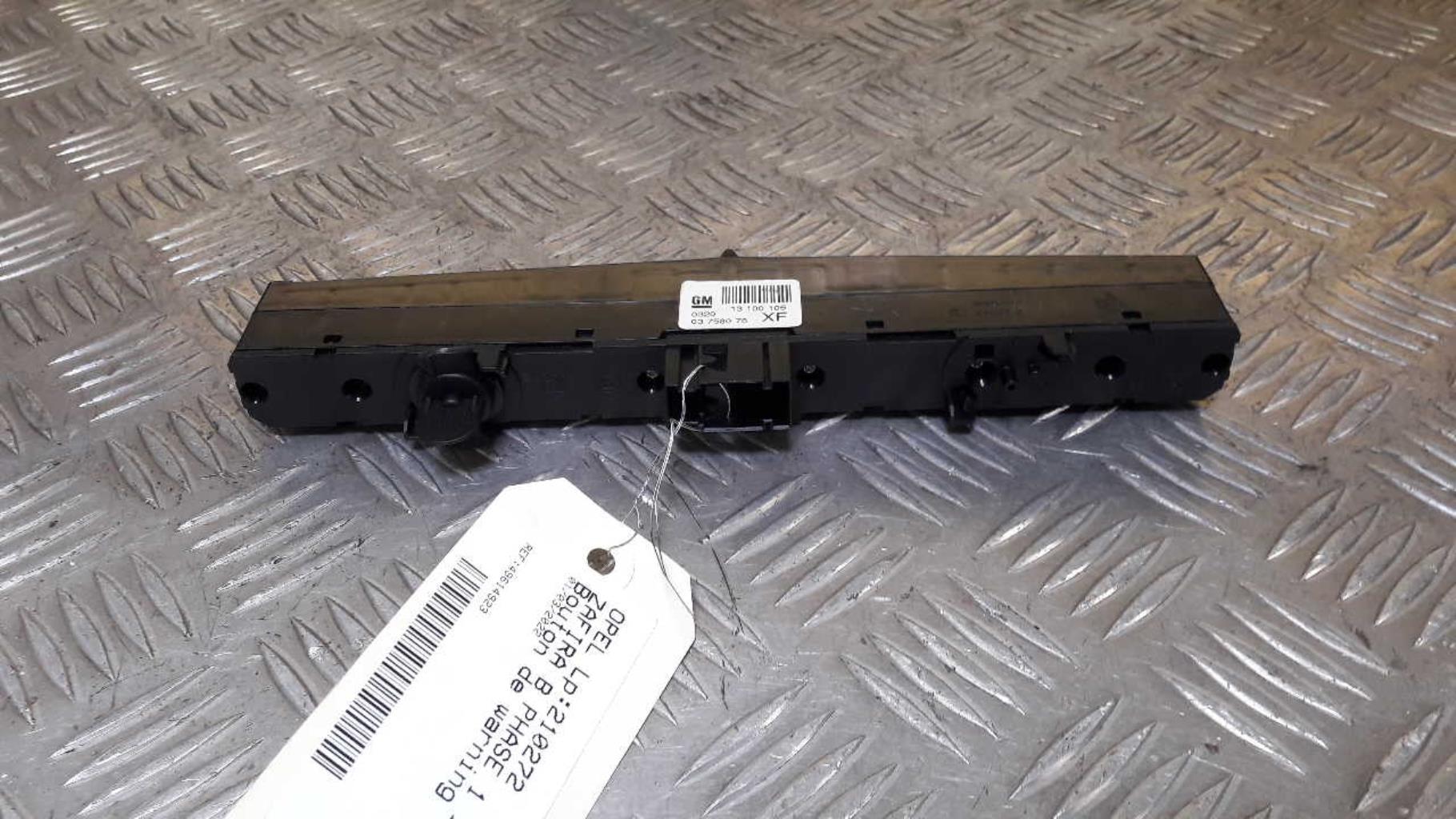 Bouton de warning OPEL ZAFIRA B PHASE 1 Diesel - 1