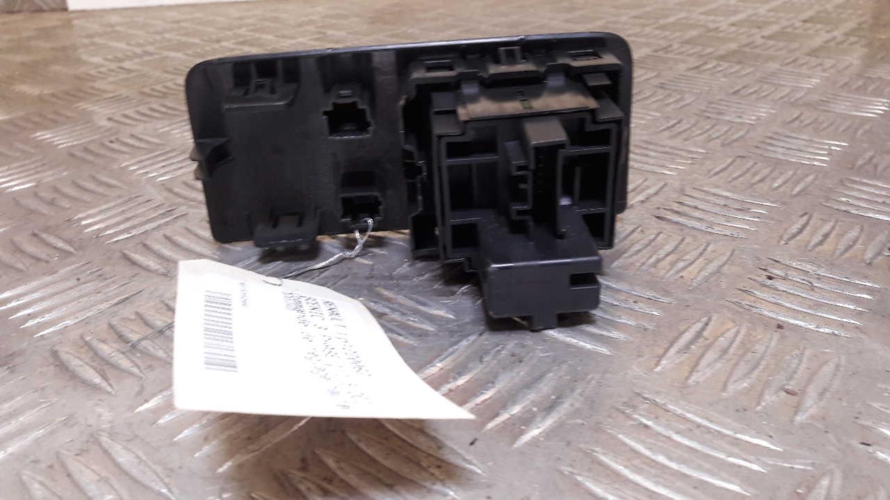 Commande de reglage hauteur de phare RENAULT SCENIC 3 PHASE 1 Diesel - 1