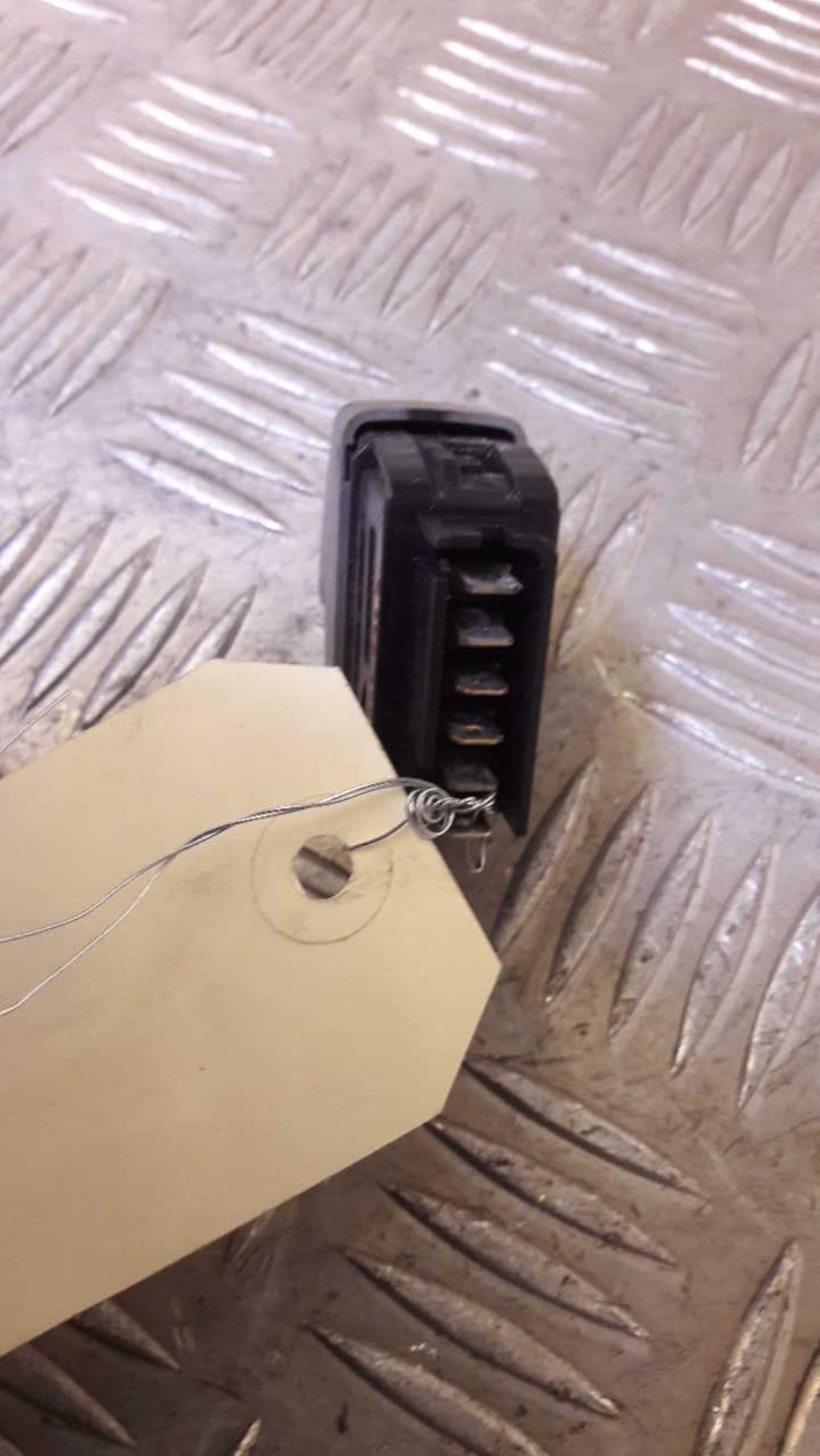 Interrupteur de leve vitre RENAULT TWINGO 1 PHASE 3 Essence - 1