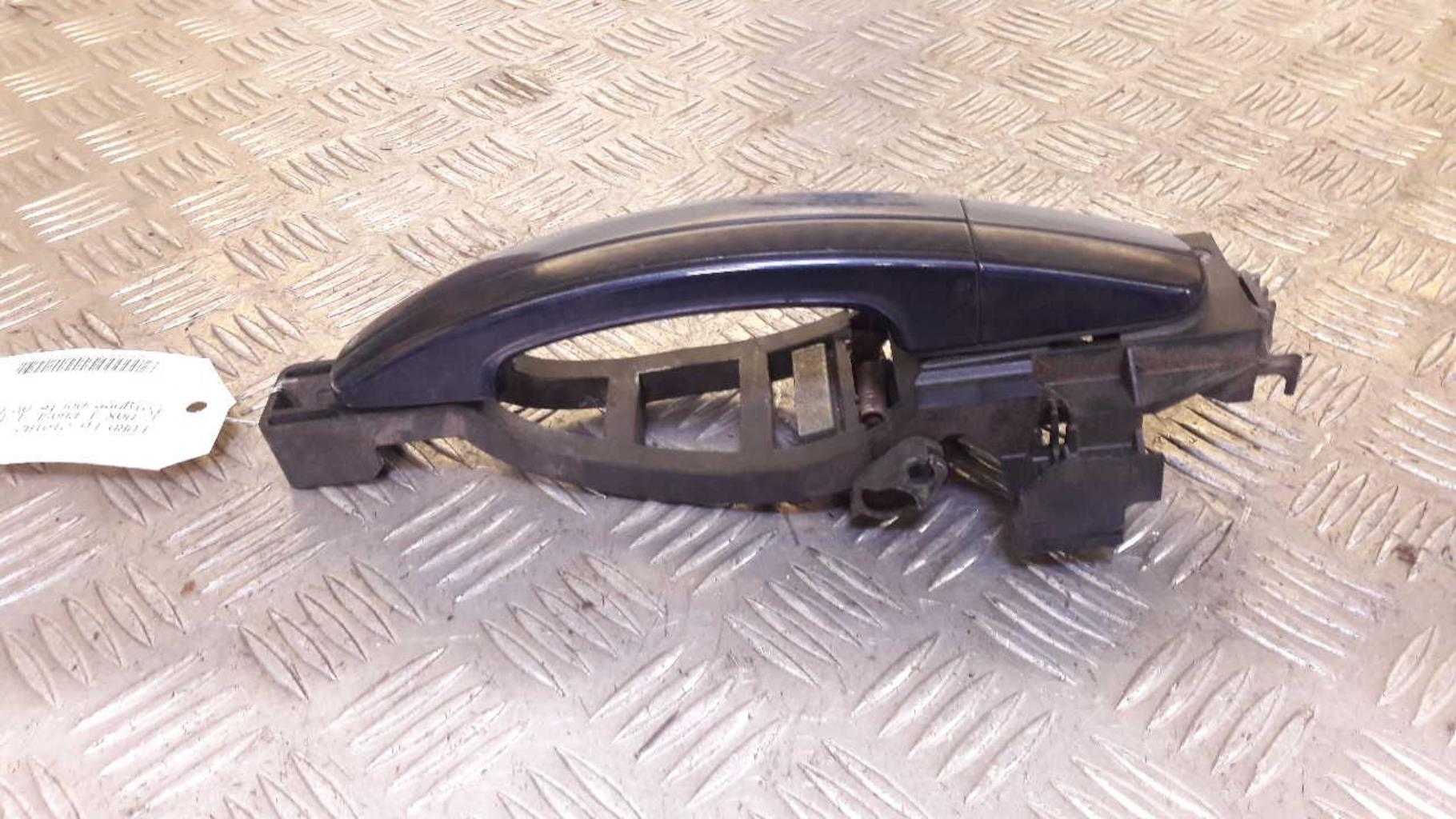 Poignee porte avant droit FORD C-MAX 1 PHASE 1 Diesel - 1