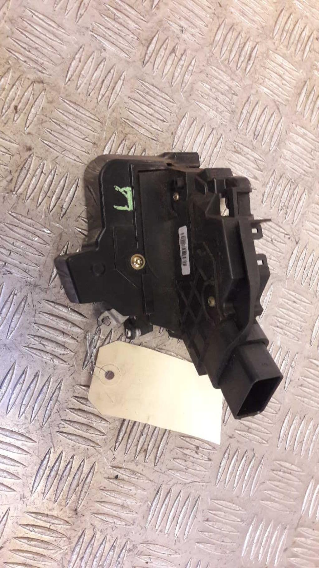Serrure avant droit FORD C-MAX 1 PHASE 1 Diesel - 1