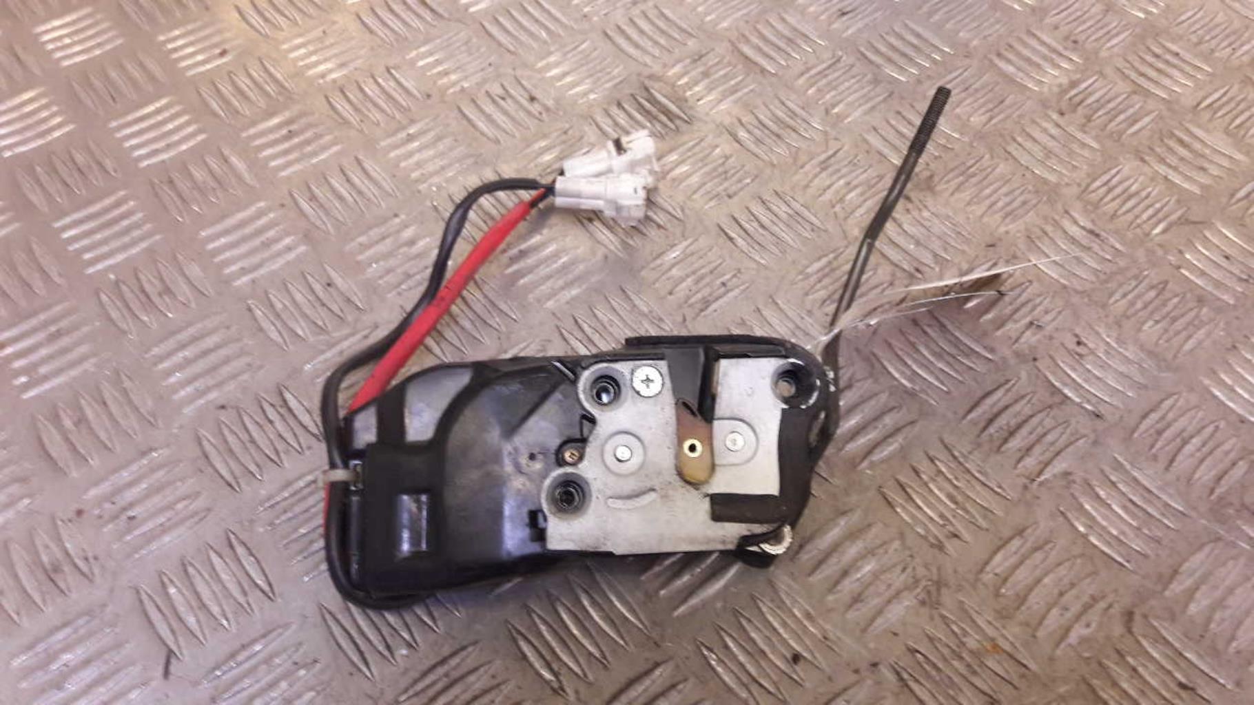Serrure avant droit SUZUKI SWIFT 2 PHASE 1 Essence - 1