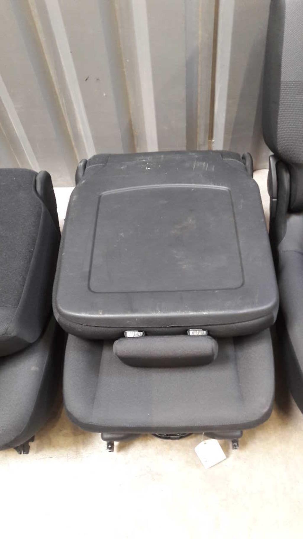 Siege arriere central RENAULT SCENIC 3 PHASE 1 Diesel - 1