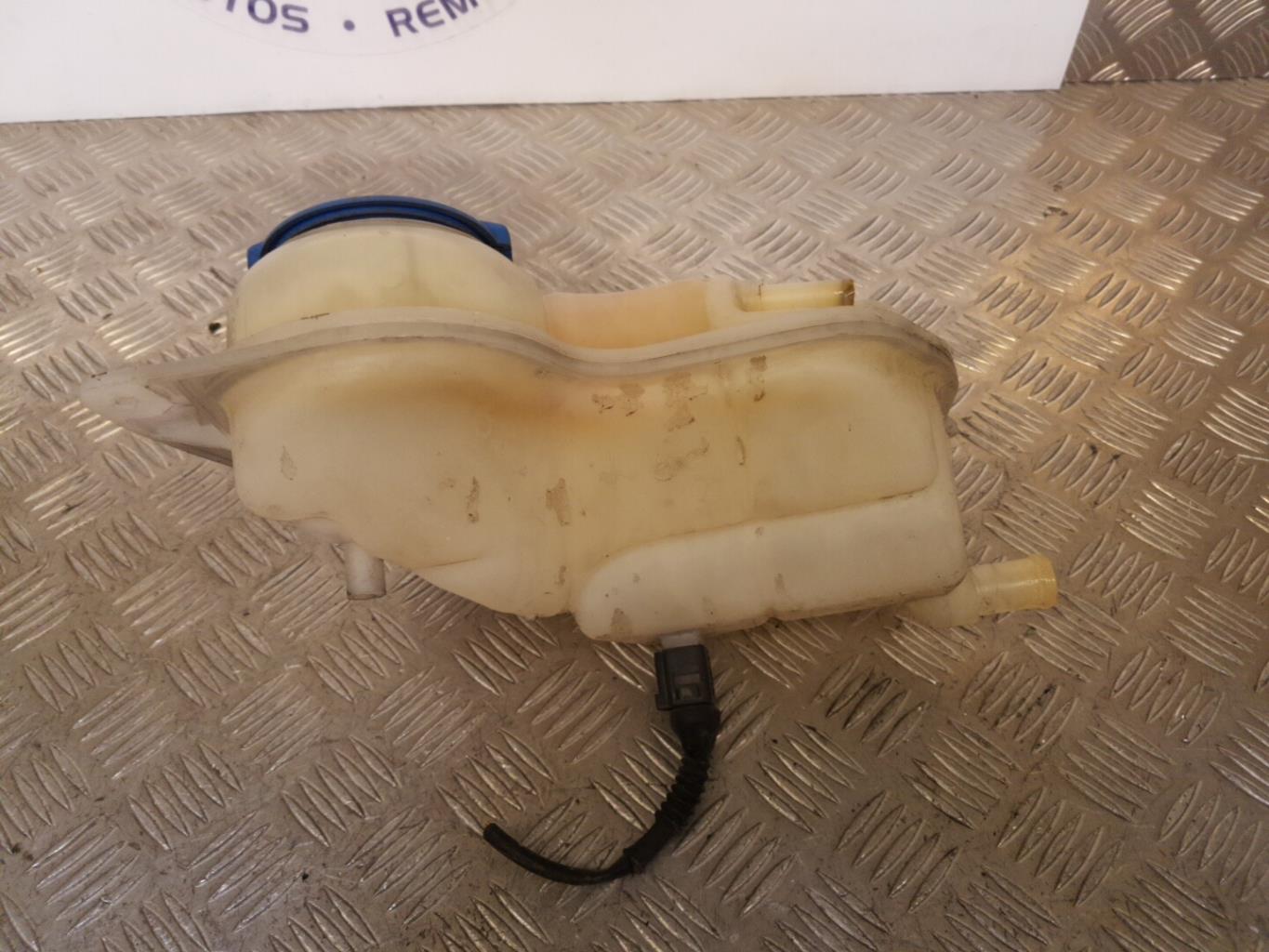 Vase d'expansion VOLKSWAGEN PASSAT 4 PHASE 2 Diesel - 1