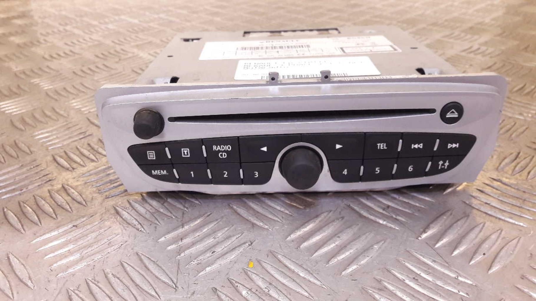 Autoradio RENAULT MEGANE 3 PHASE 1 Diesel - 1