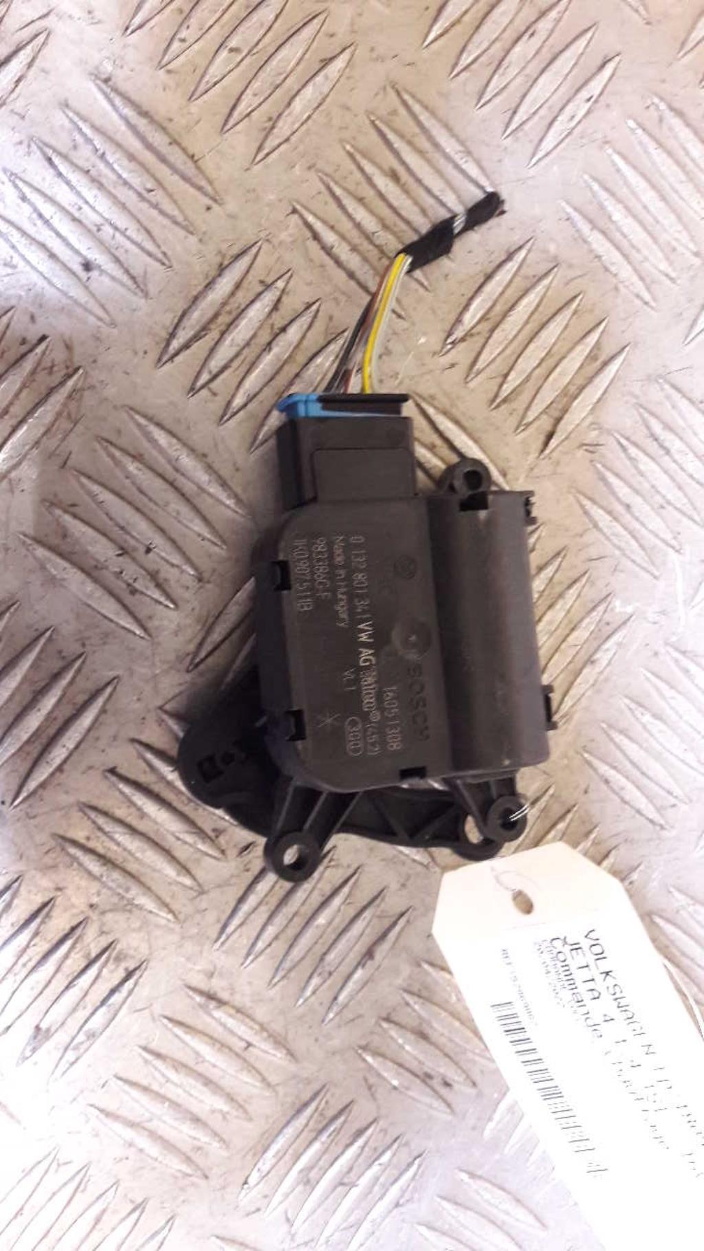 Commande chauffage VOLKSWAGEN JETTA 4 Essence/Hybride - 1