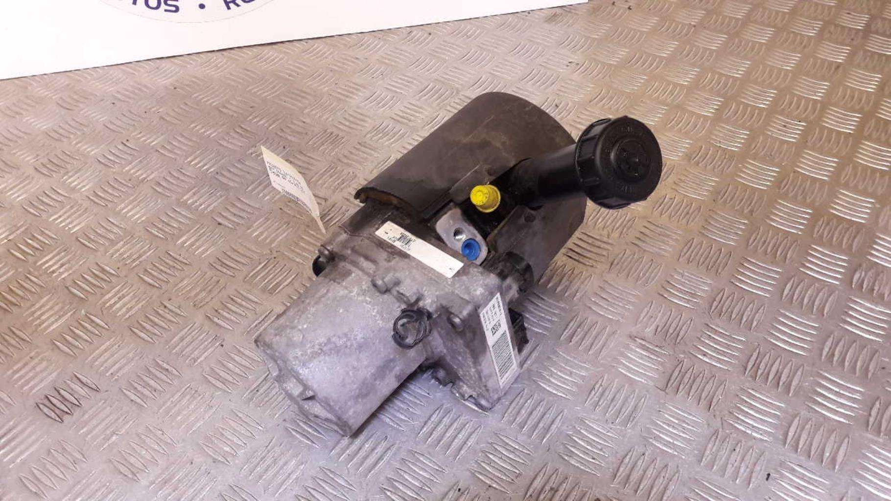 Pompe de direction PEUGEOT 407 PHASE 1 Diesel - 1