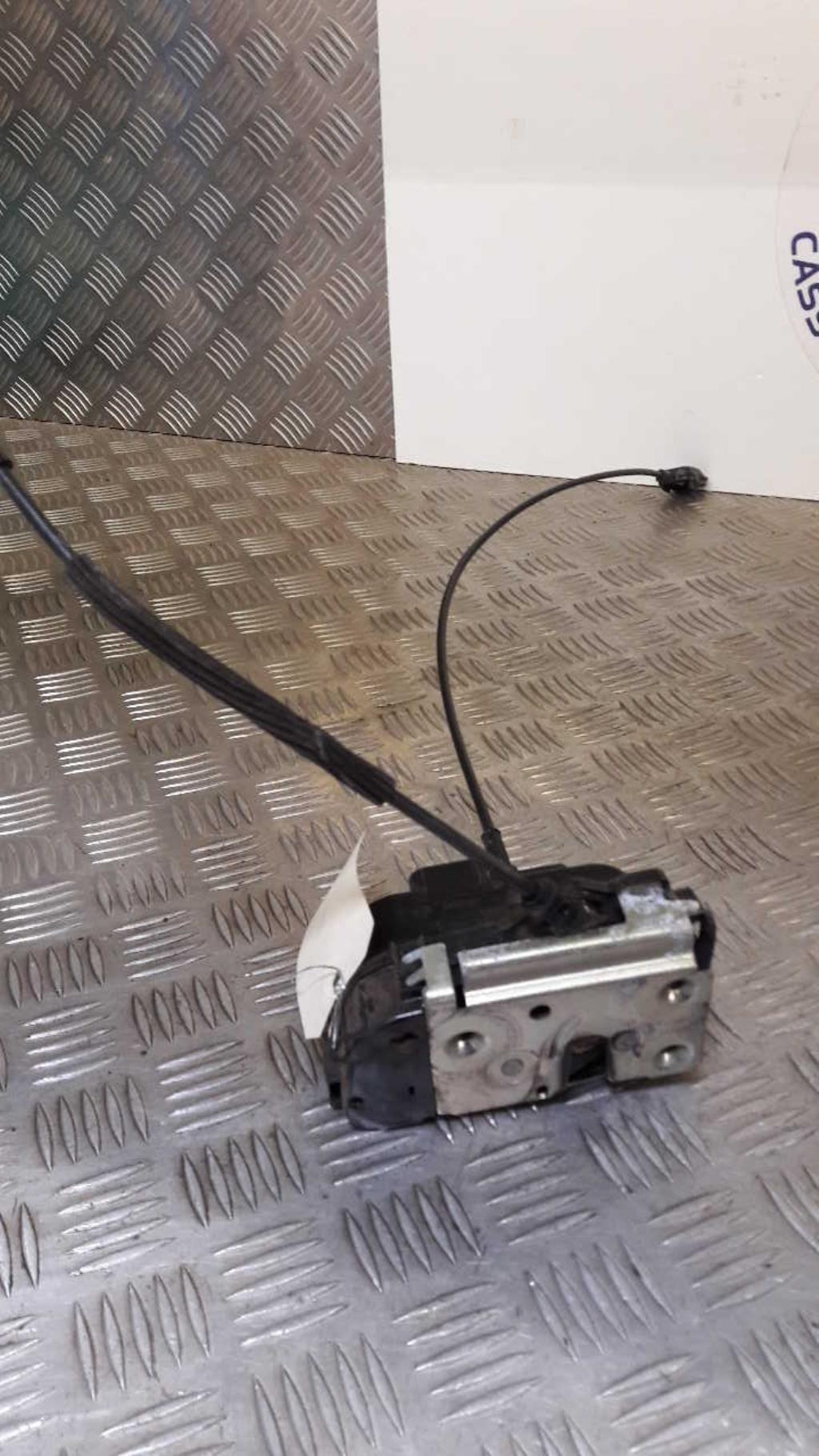 Serrure arriere droit RENAULT SCENIC 2 PHASE 1 Diesel - 1