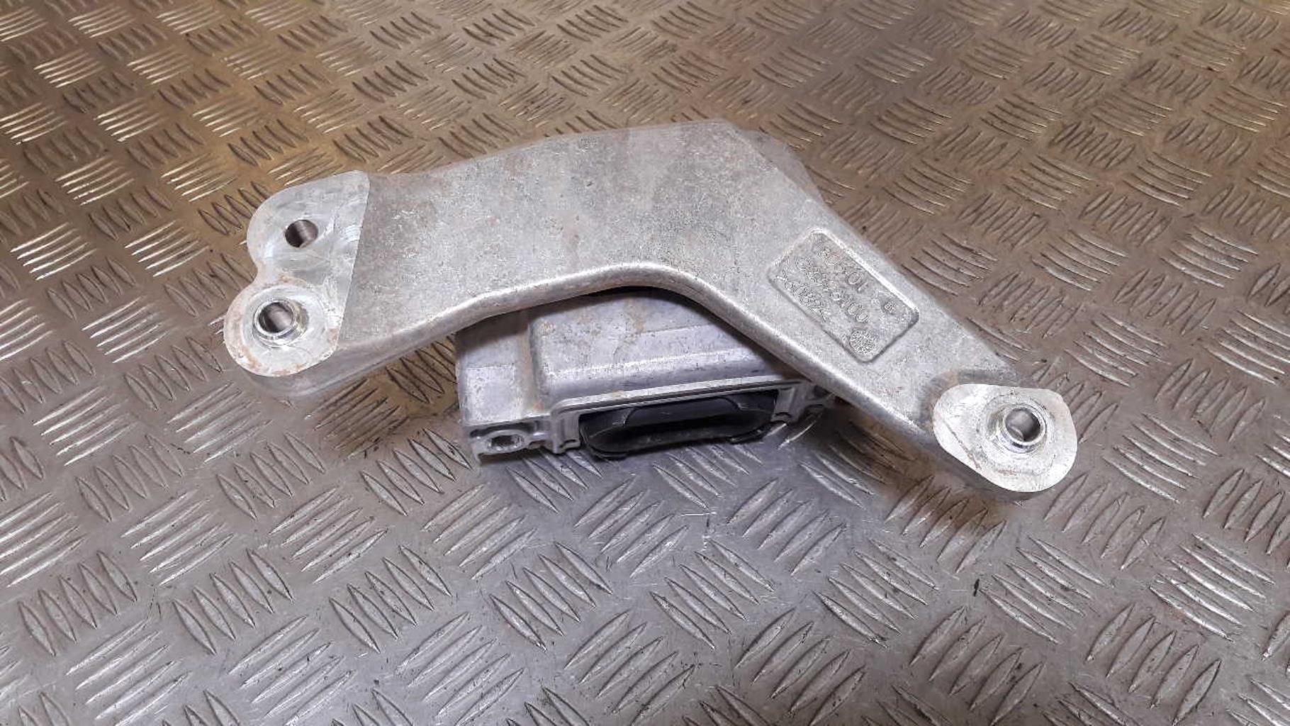 Silentbloc VOLKSWAGEN JETTA 4 Essence/Hybride - 1