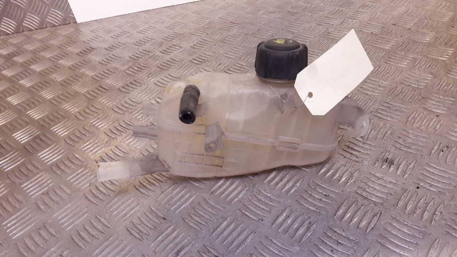 Vase d'expansion RENAULT MEGANE 3 PHASE 1 Diesel - 1