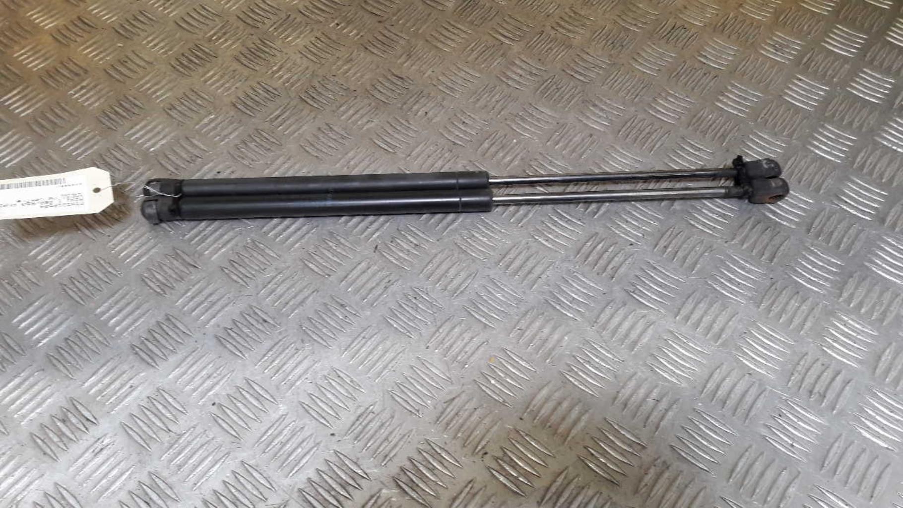 Verin de coffre MINI MINI 1 R50/R53 PHASE 1 Diesel - 1