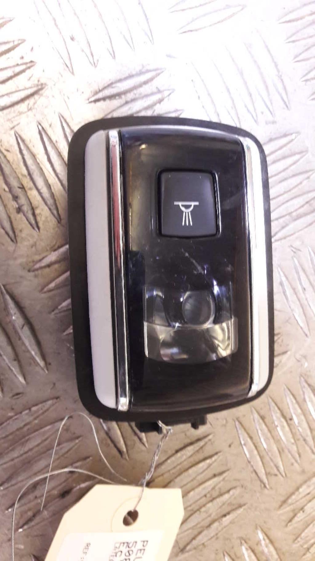 Eclairage de plafonnier PEUGEOT 508 1 SW PHASE 1 BREAK Diesel - 1