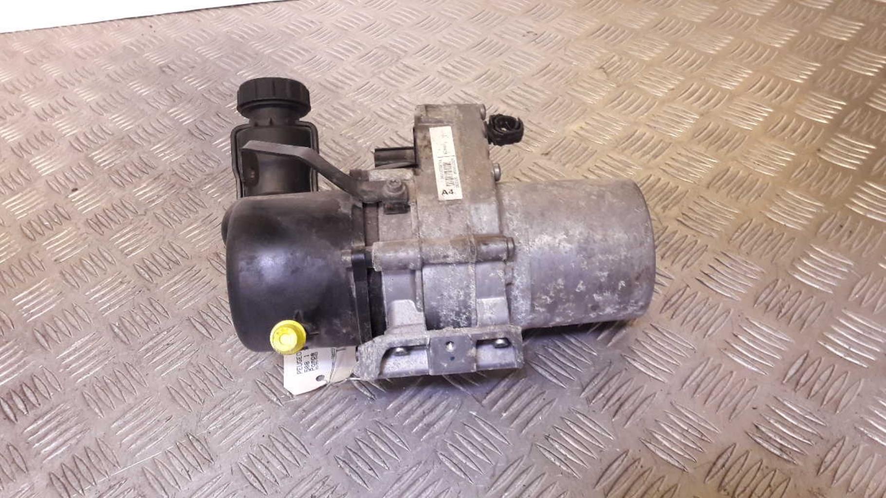 Pompe de direction PEUGEOT 508 1 SW PHASE 1 BREAK Diesel - 1