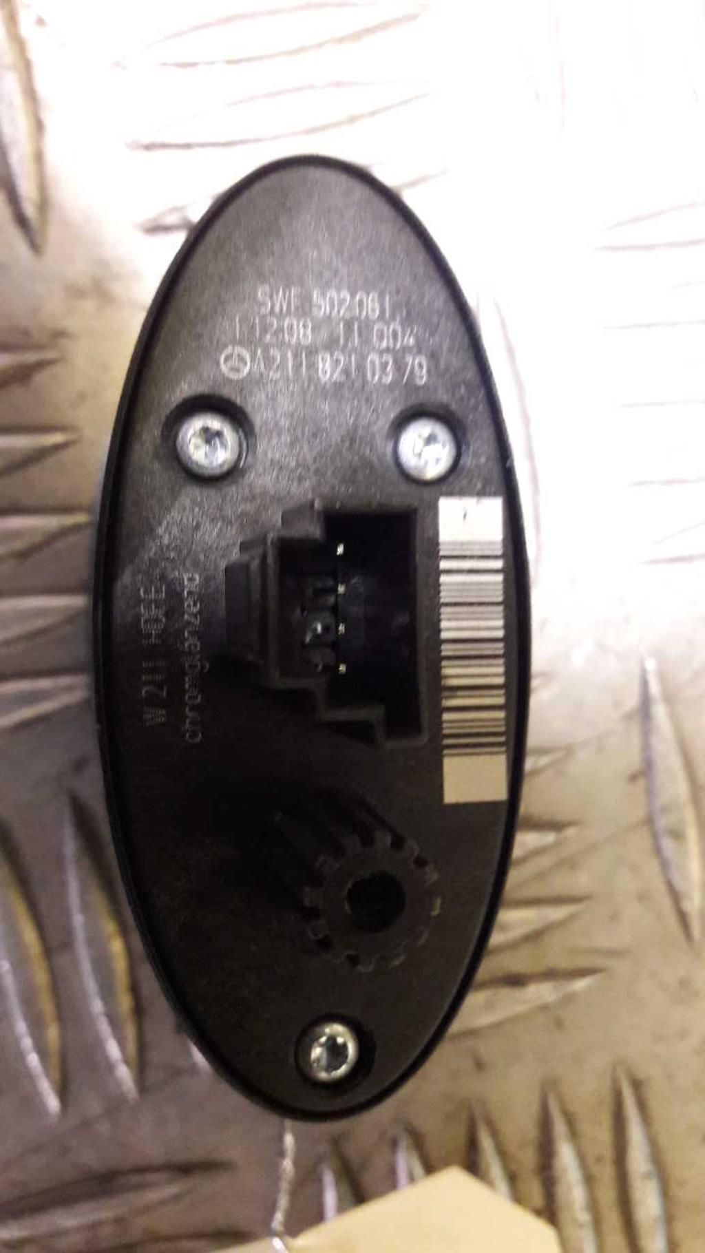 Bouton/Interrupteur MERCEDES CLASSE CLS 219 PHASE 1 Diesel - 1
