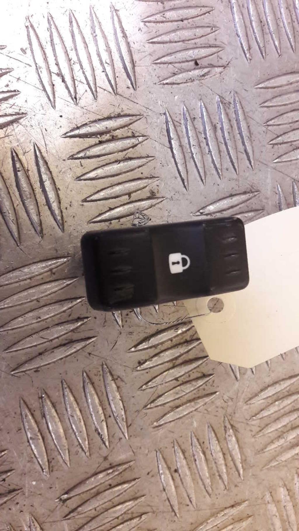 Bouton/Interrupteur RENAULT SCENIC 1 PHASE 2 Diesel - 1