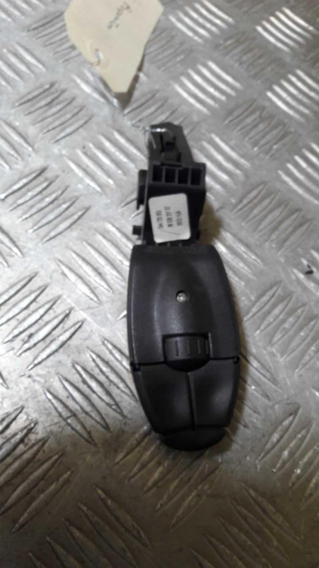 Commande autoradio PEUGEOT 206 PHASE 1 Diesel - 1