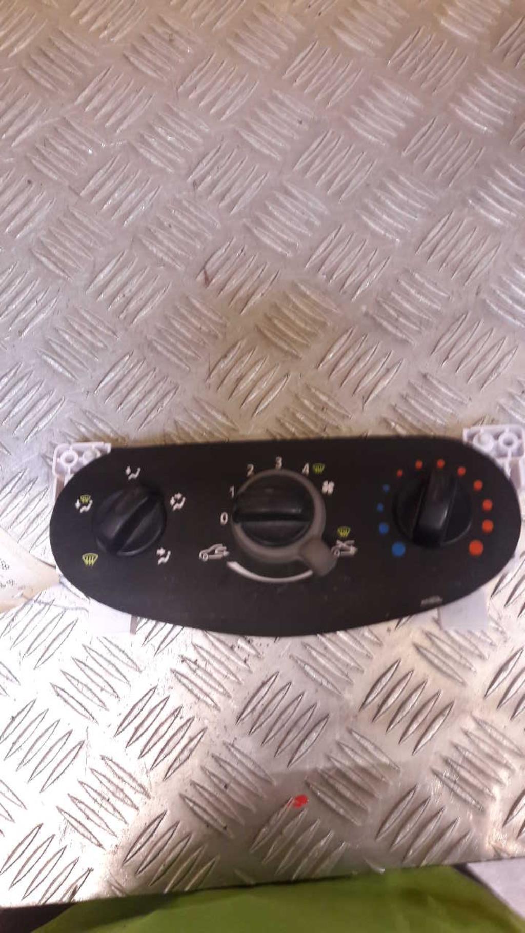 Commande chauffage DACIA SANDERO 1 Essence/GPL - 1