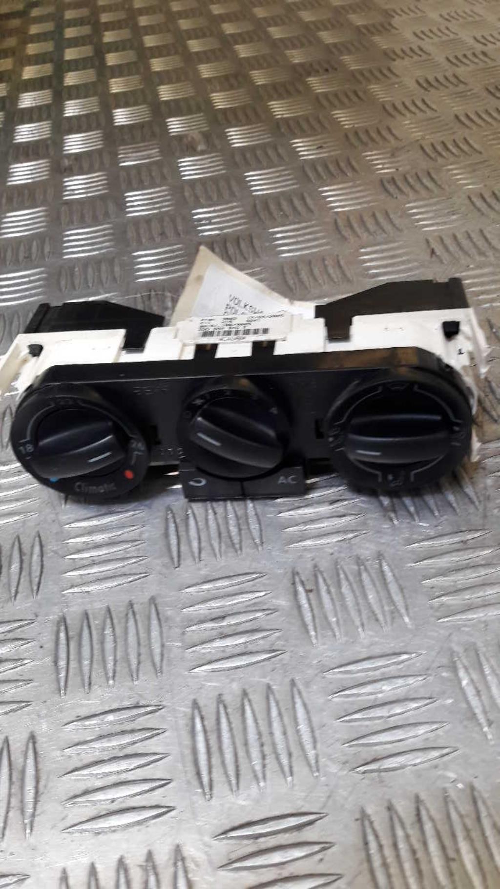 Commande chauffage VOLKSWAGEN POLO 4 PHASE 1 Diesel - 1