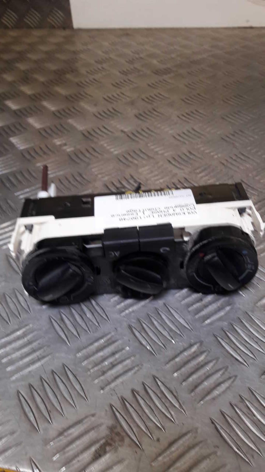 Commande chauffage VOLKSWAGEN POLO 4 PHASE 1 Essence - 1