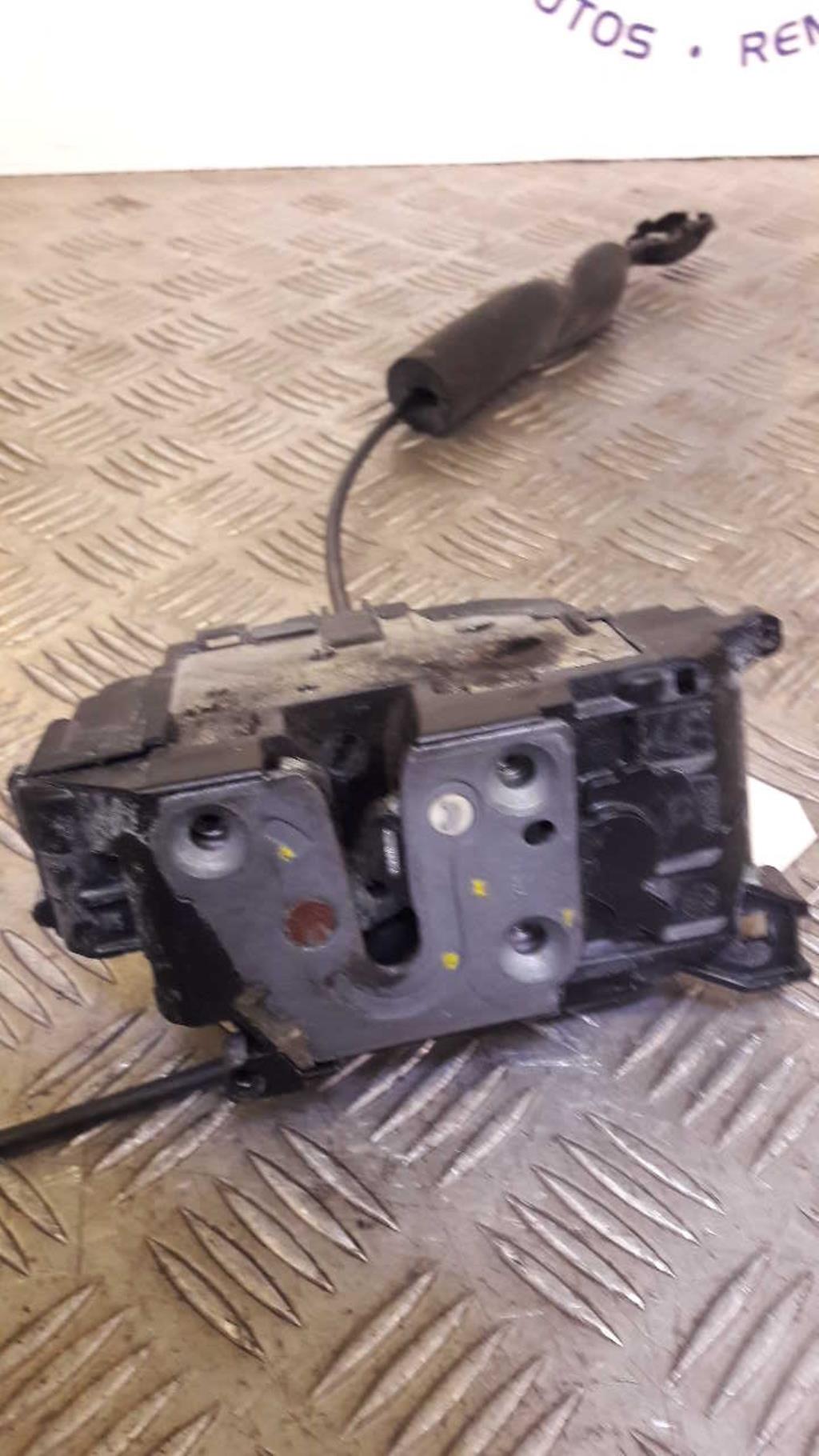 Serrure arriere gauche RENAULT MEGANE 3 PHASE 1 Diesel - 1