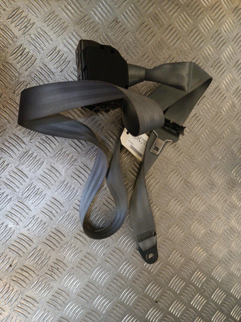 Ceinture arriere droit CITROEN C5 1 PHASE 1 Diesel - 1
