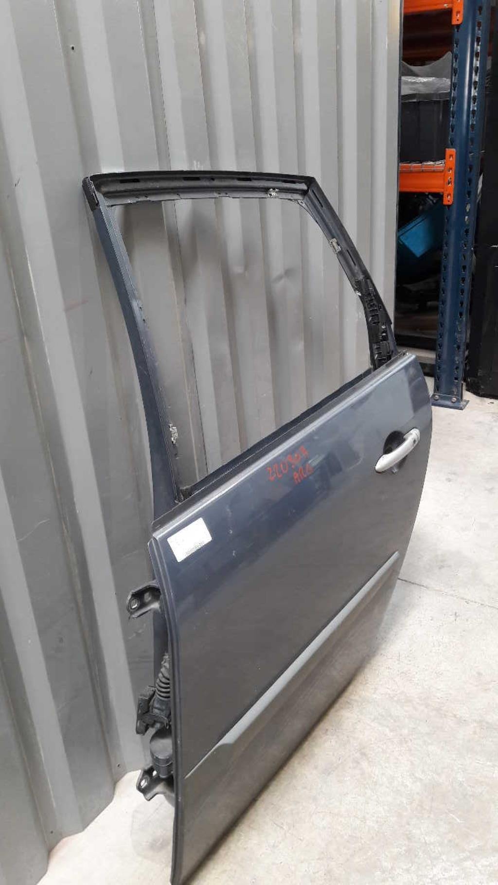 Porte arriere gauche RENAULT SCENIC 2 PHASE 2 Diesel - 1