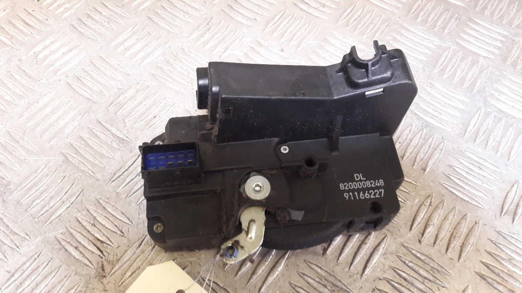 Serrure avant droit RENAULT TRAFIC 2 PHASE 1 Diesel - 1