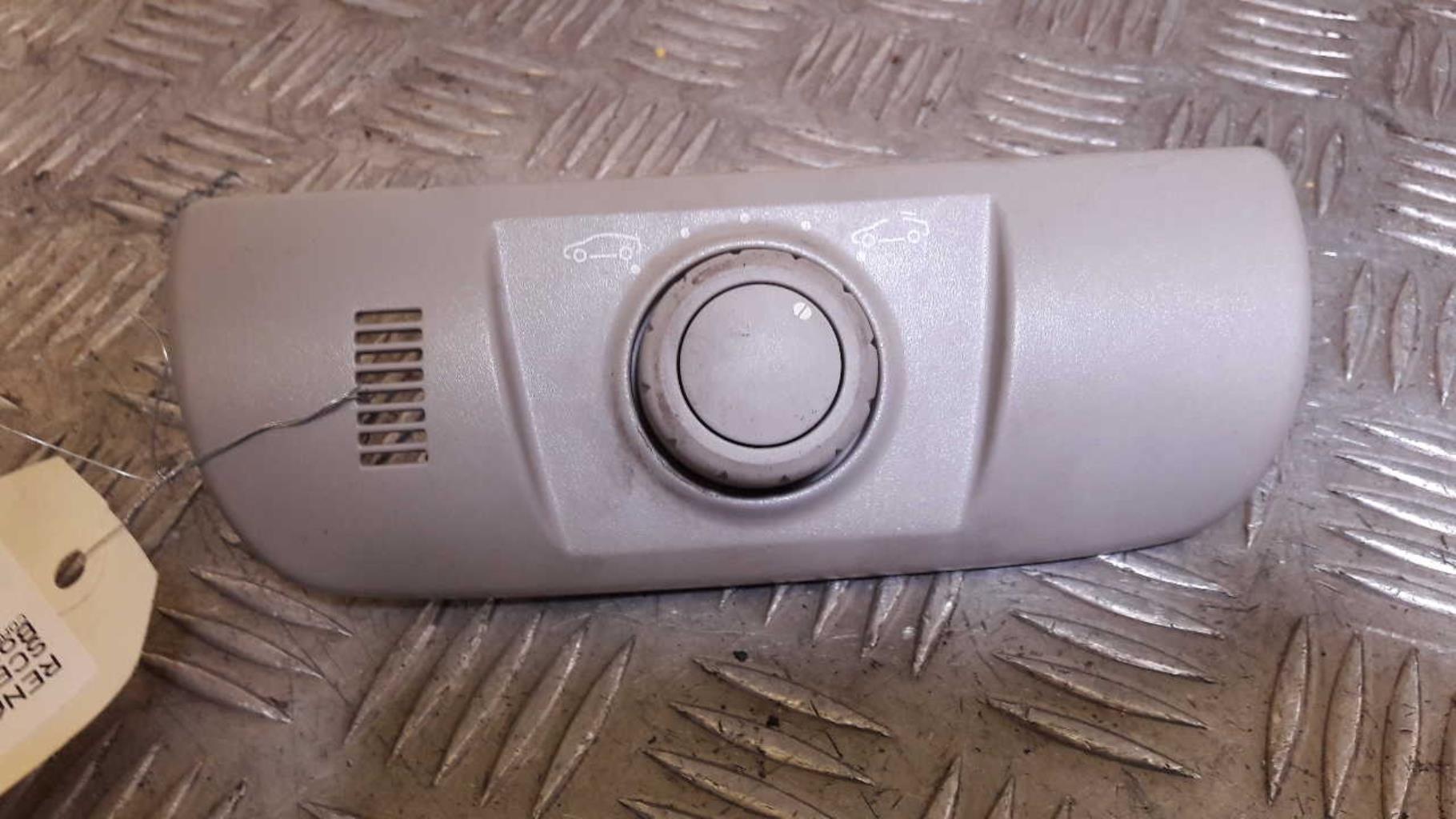 Bouton/Interrupteur RENAULT SCENIC 3 PHASE 1 Diesel - 1
