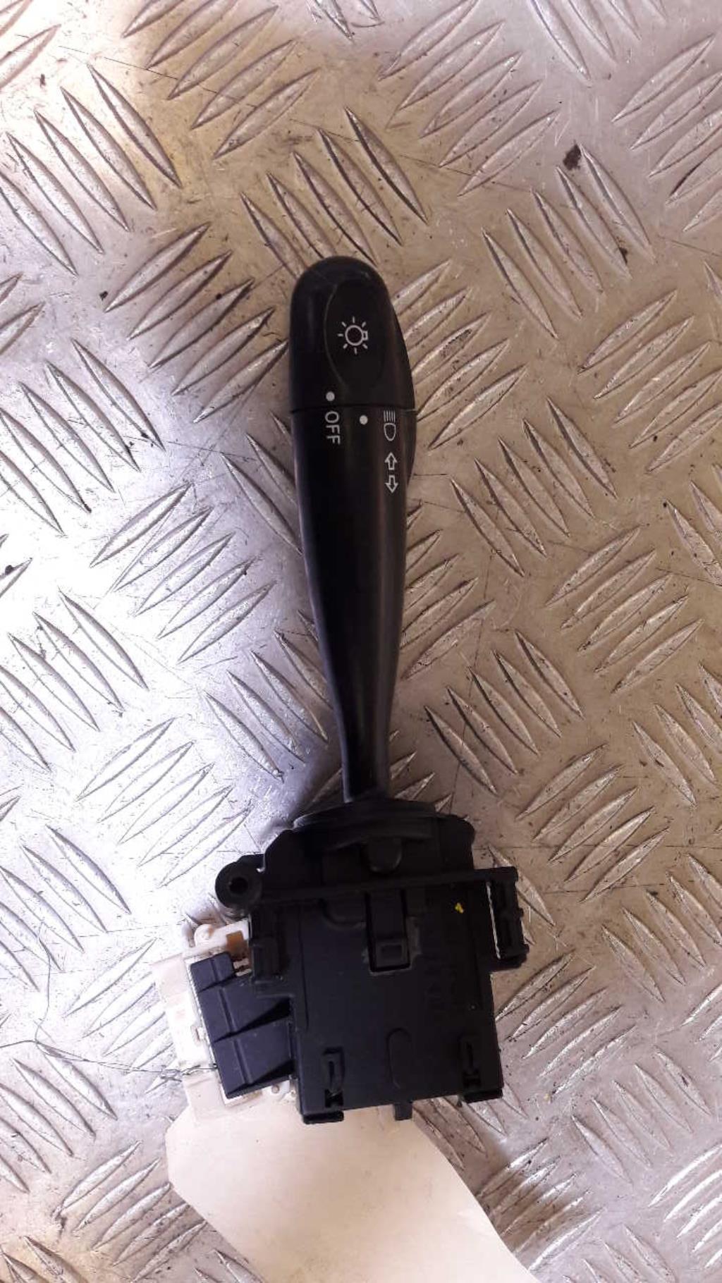 Commodo phare TOYOTA YARIS 1 PHASE 1 Essence - 1