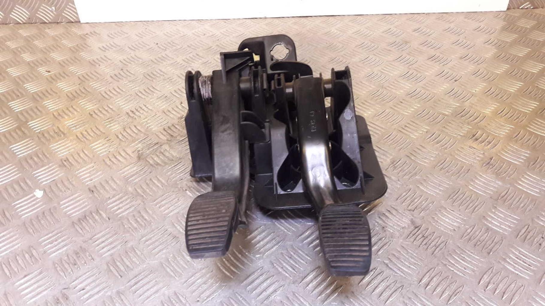 Pedalier FIAT PANDA 2 PHASE 1 Essence - 1