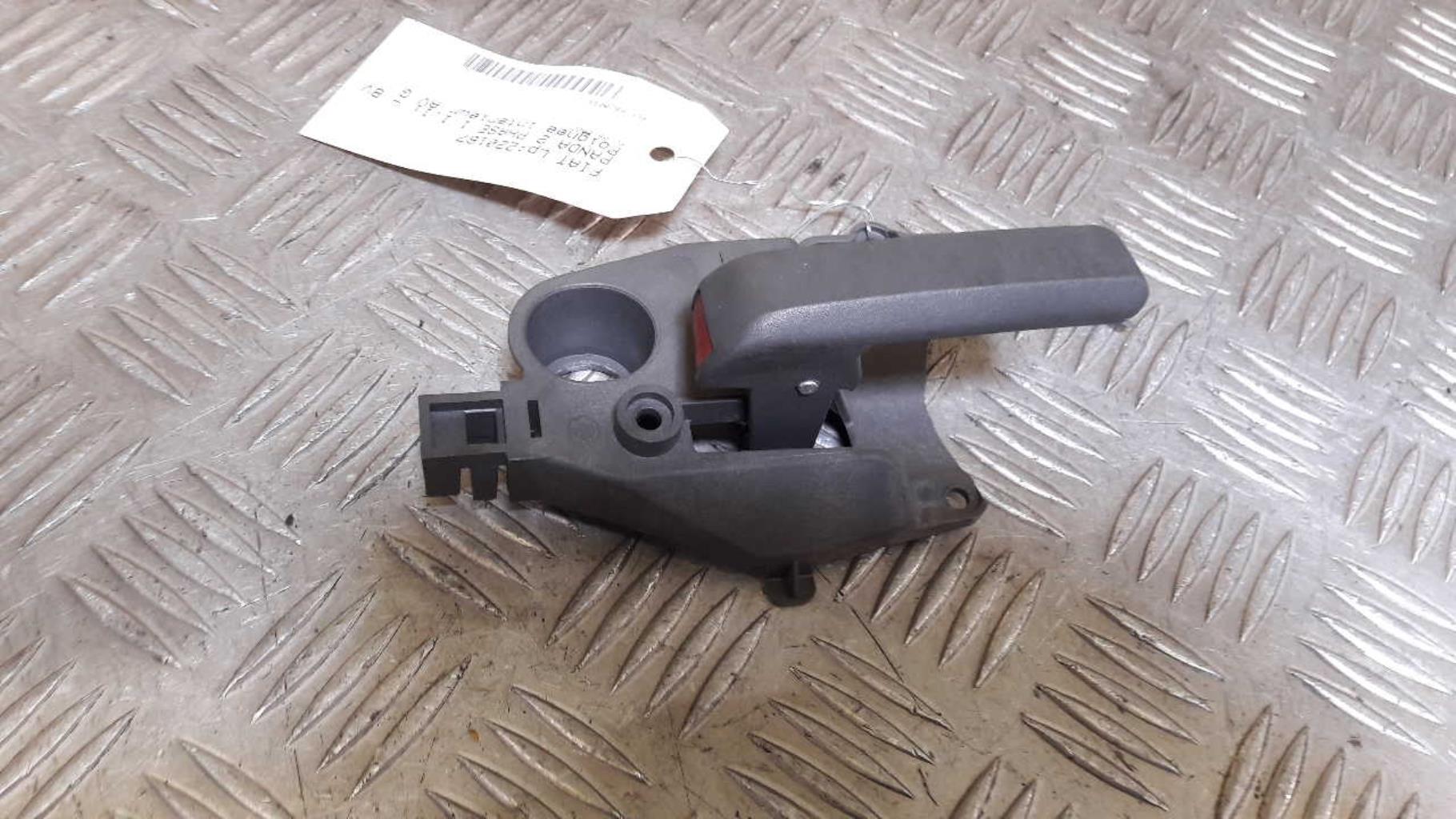 Poignee interieur avant gauche FIAT PANDA 2 PHASE 1 Essence - 1