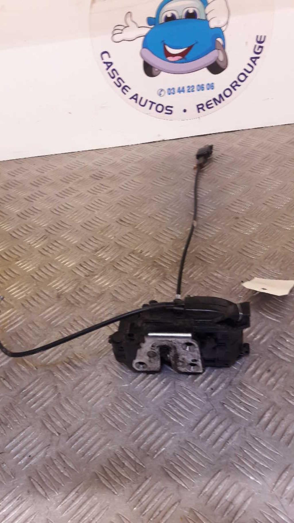 Serrure avant droit RENAULT CLIO 3 PHASE 1 Diesel - 1
