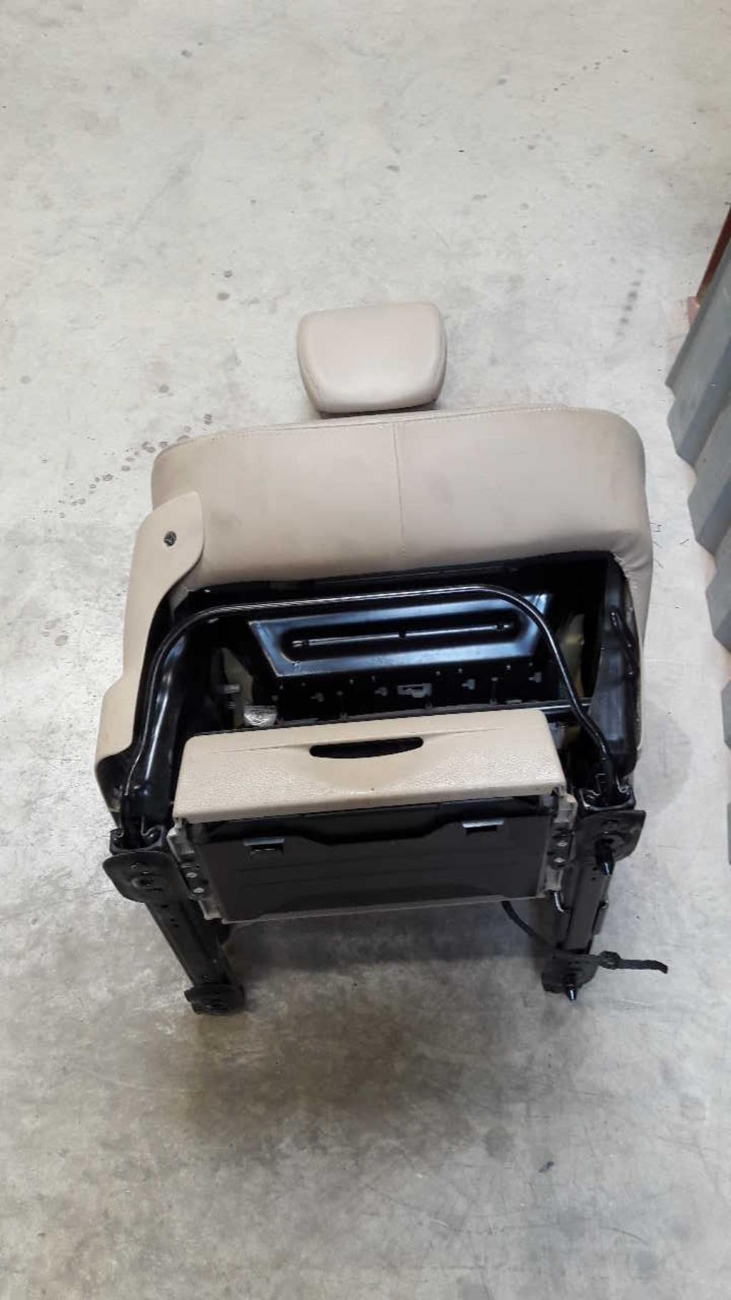 Siege avant droit RENAULT MODUS PHASE 1 Diesel - 1