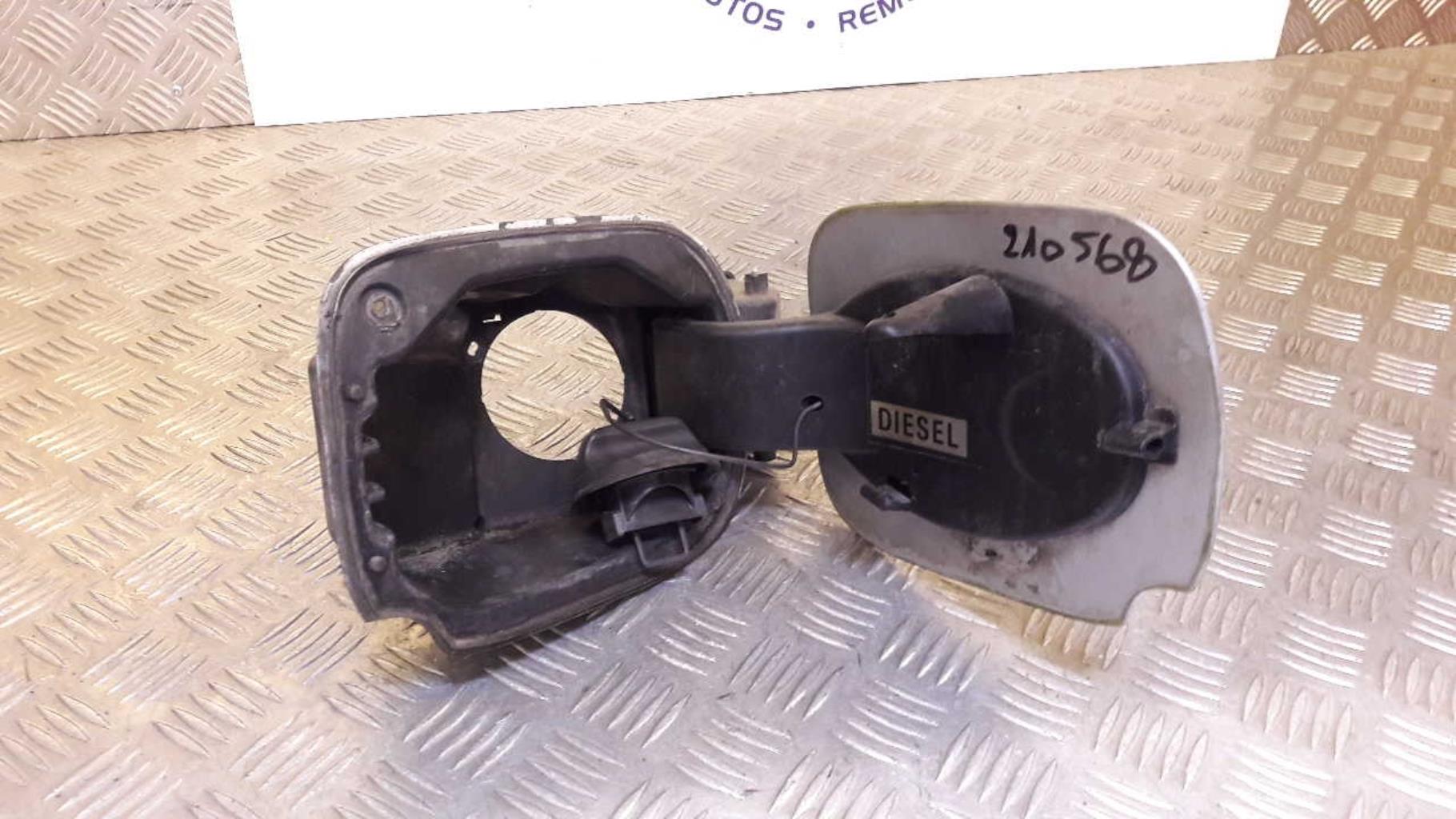 Trappe d'essence RENAULT CLIO 3 PHASE 1 Diesel - 1