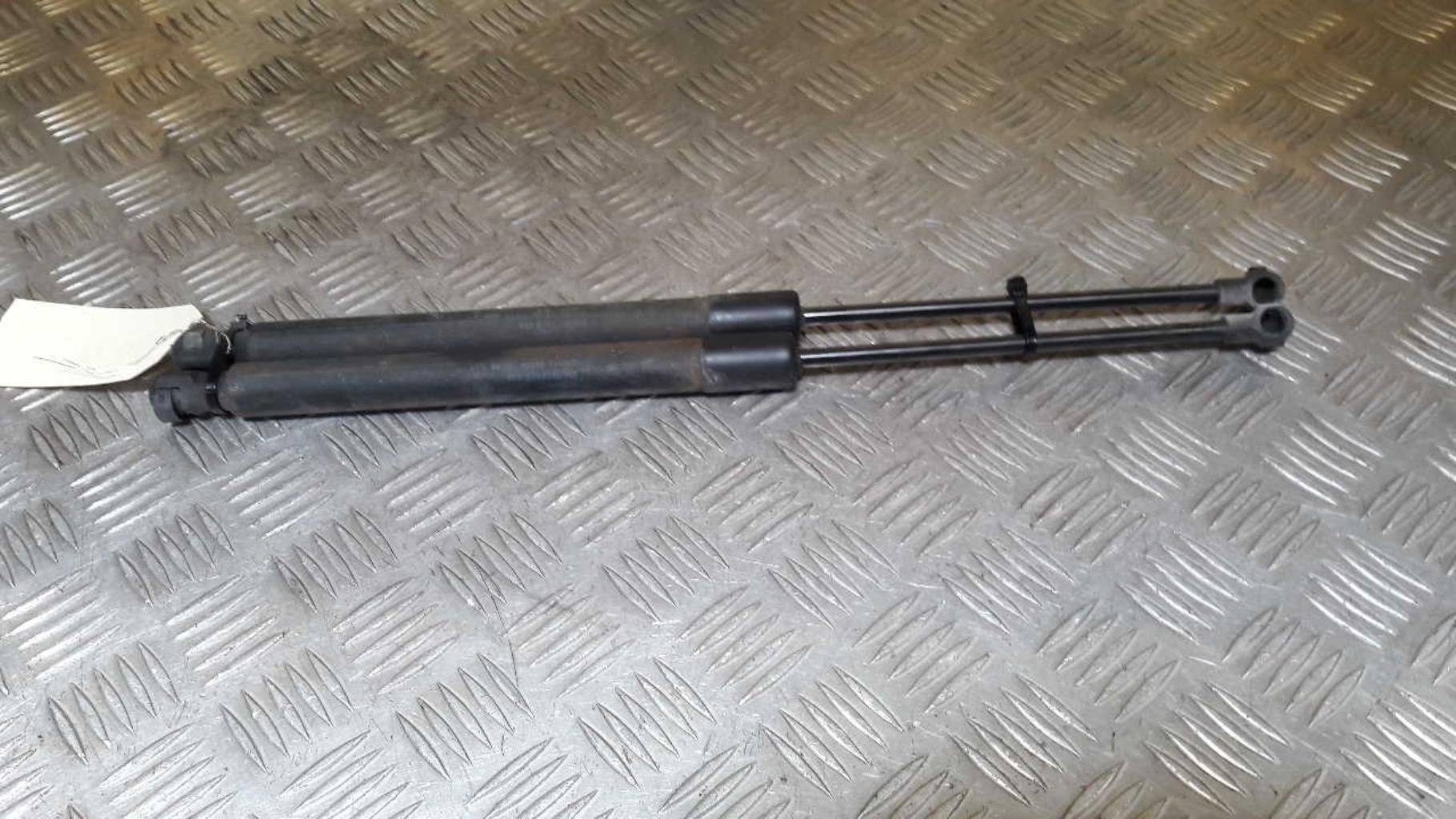 Verin de coffre VOLKSWAGEN GOLF 6 BREAK Diesel - 1
