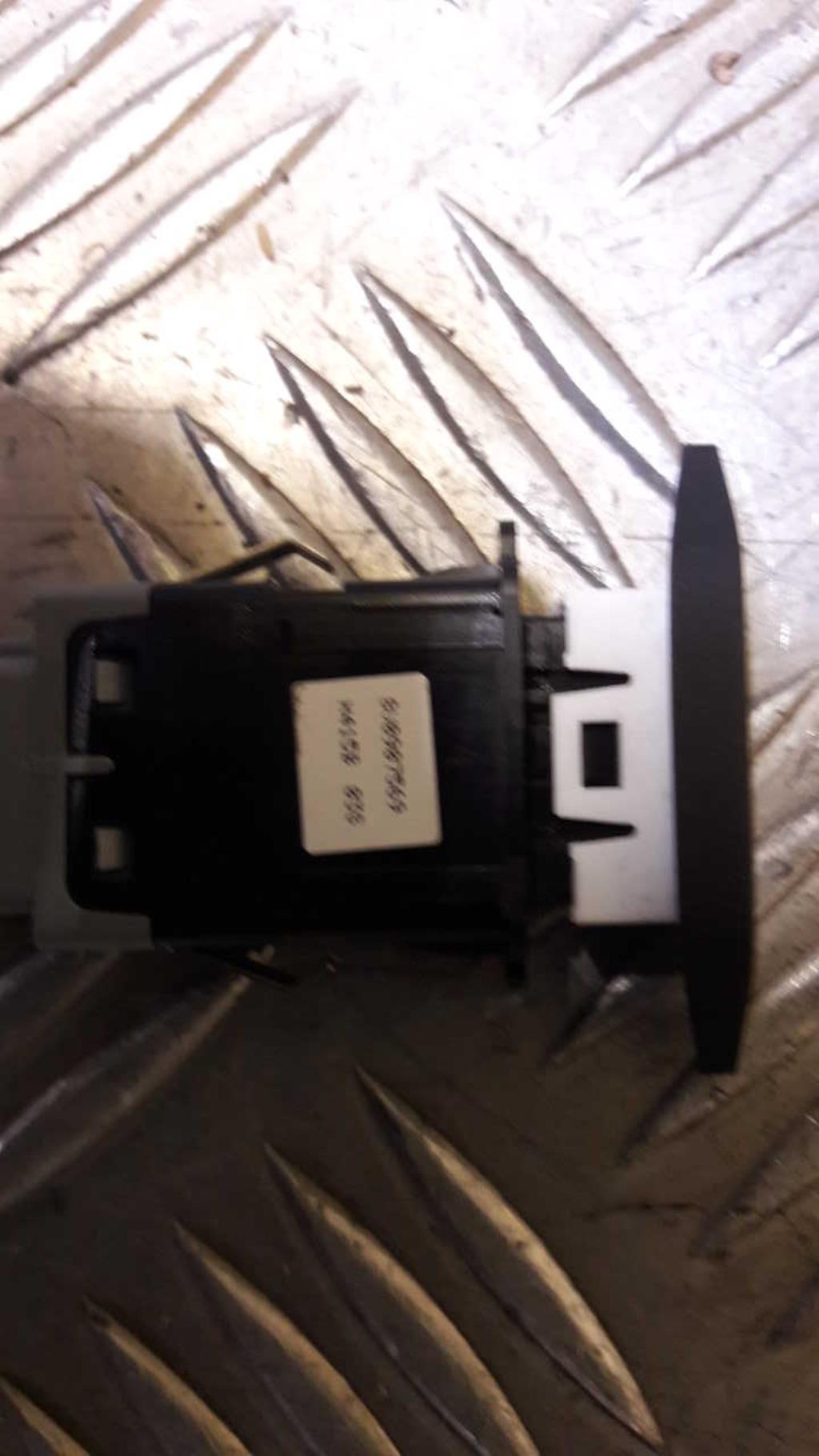 Bouton/Interrupteur AUDI A3 3 SPORTBACK PHASE 2  - 1