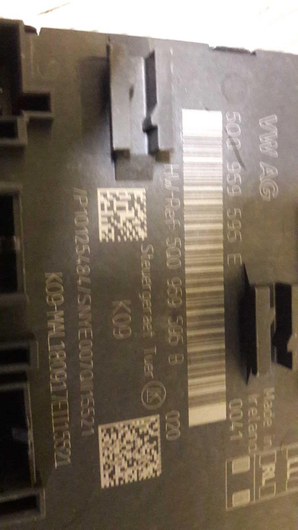 Calculateur AUDI A3 3 SPORTBACK PHASE 2  - 1
