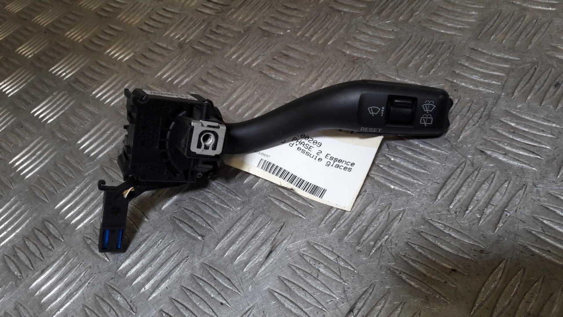 Commodo d'essuie glaces AUDI A3 2 S3 PHASE 2 Essence - 1