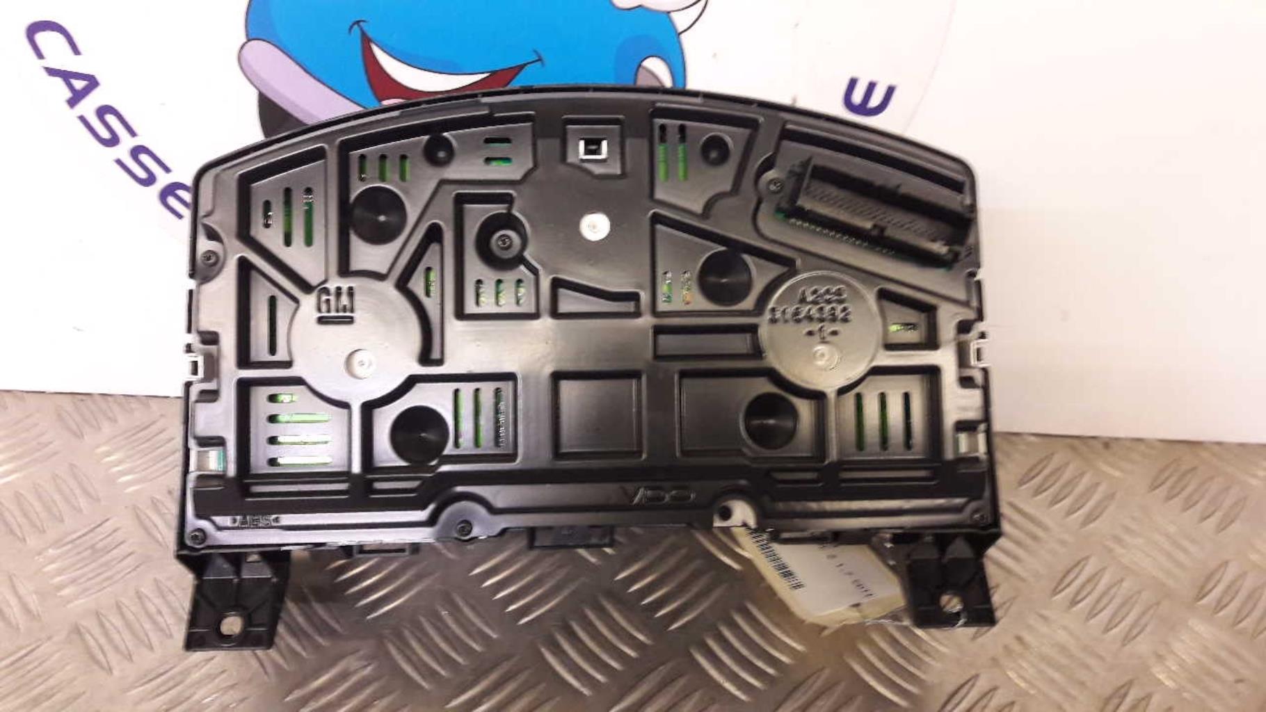 Compteur OPEL ZAFIRA B PHASE 2 Diesel - 1