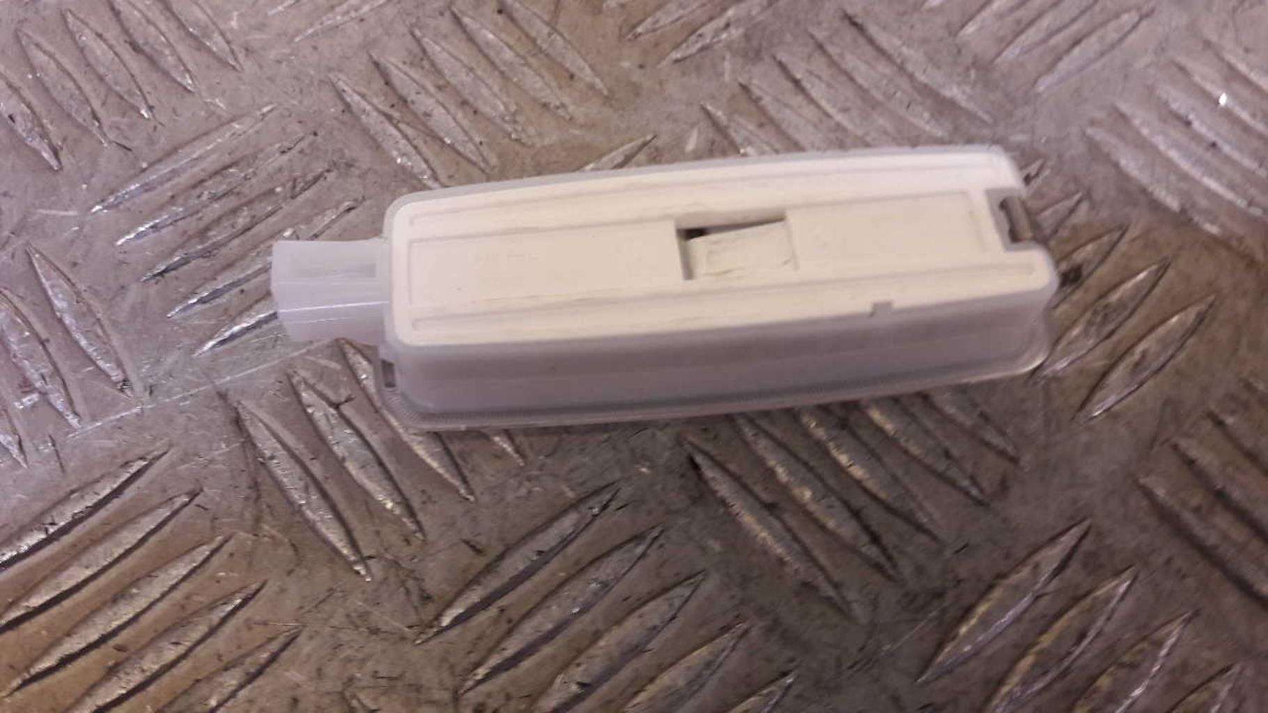 Eclairage de plafonnier AUDI A3 3 SPORTBACK PHASE 2  - 1