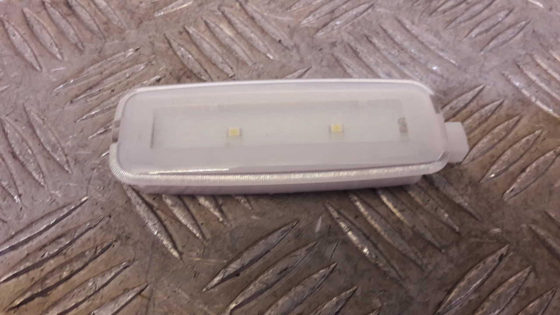 Eclairage de plafonnier AUDI A3 3 SPORTBACK PHASE 2  - 1