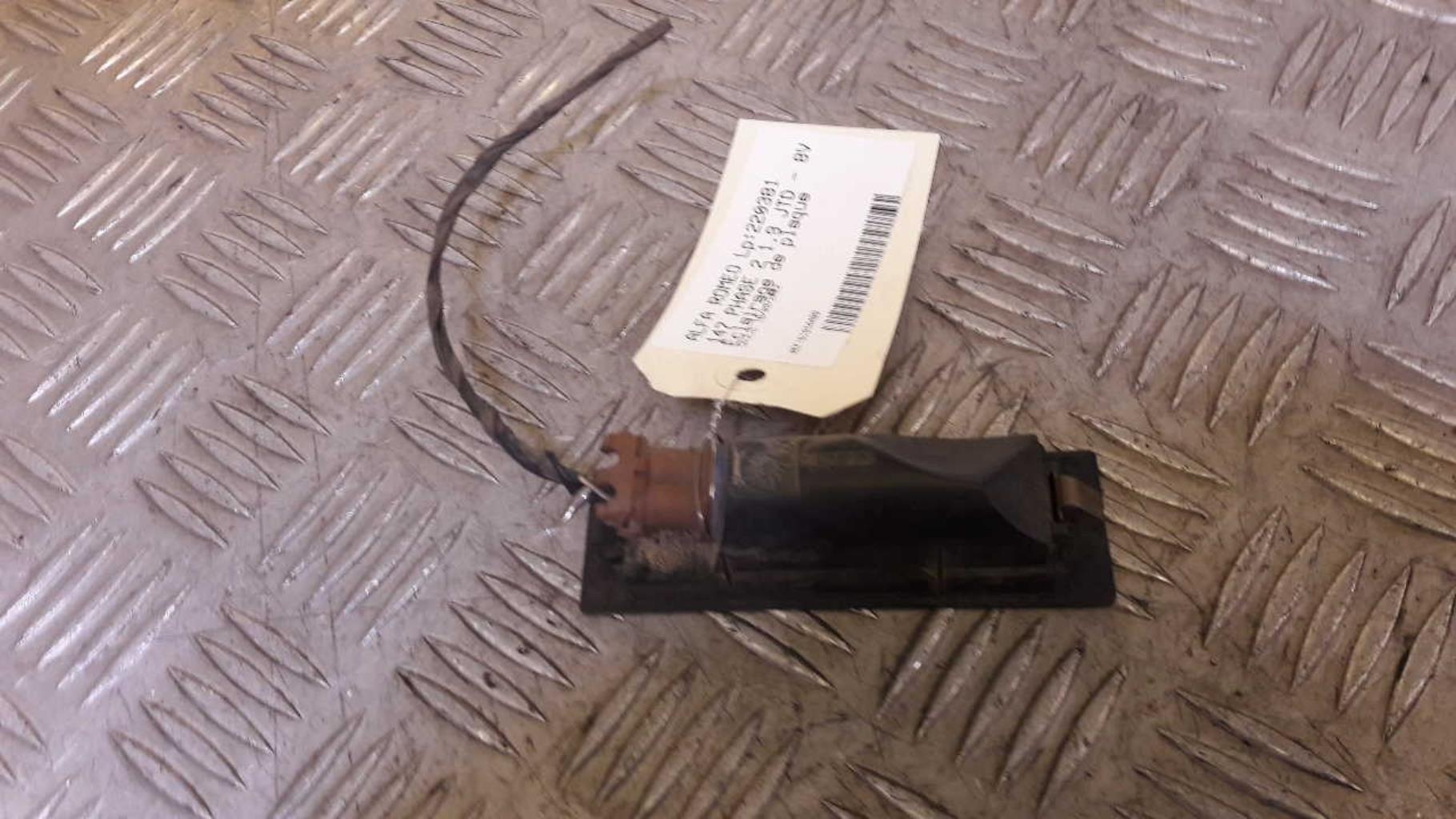 Eclairage de plaque ALFA ROMEO 147 PHASE 2 Diesel - 1