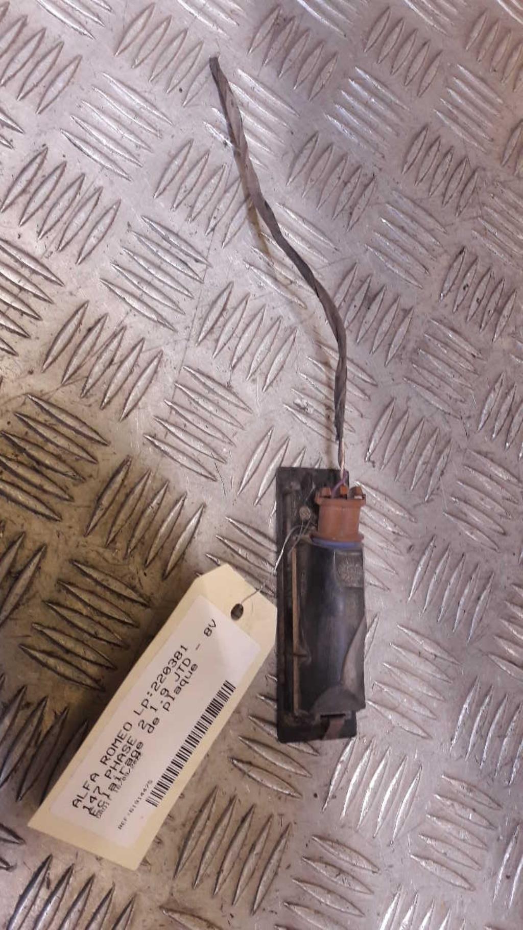 Eclairage de plaque ALFA ROMEO 147 PHASE 2 Diesel - 1