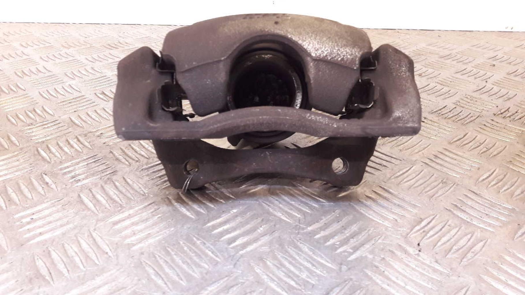 Etrier avant gauche (freinage) RENAULT CLIO 3 PHASE 2 Diesel - 1